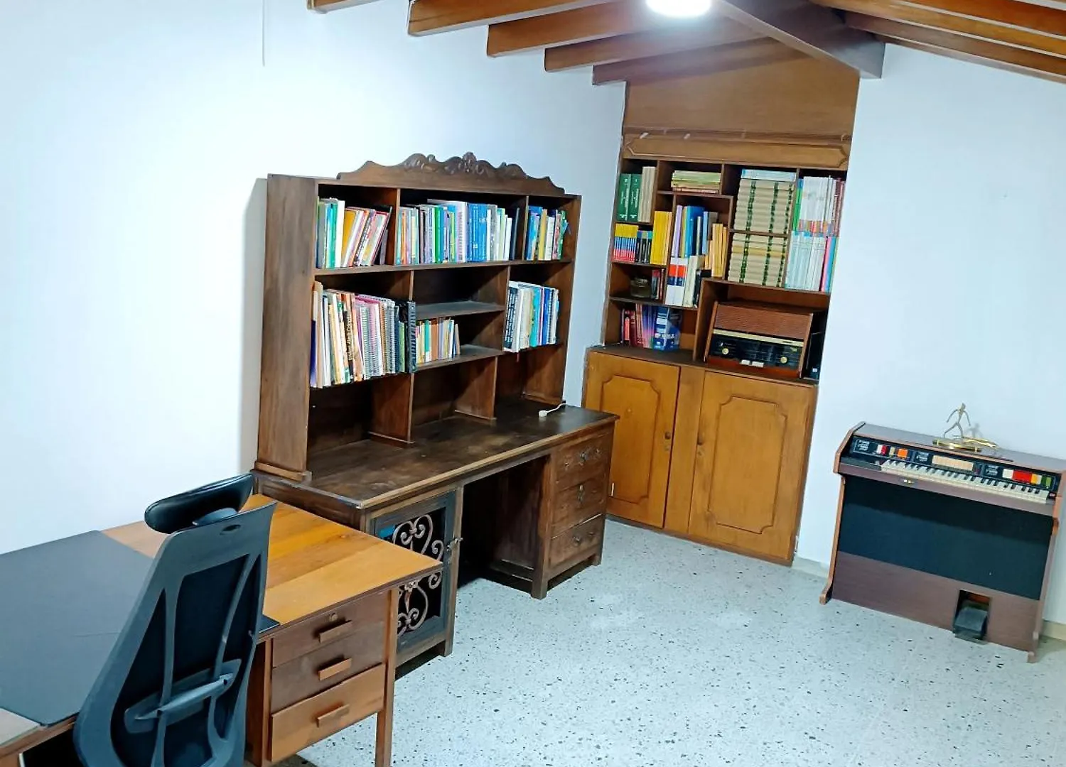 Homestay The Flora House - Espacio Seguro, Amplio Y Acogedor Apartment Medellin
